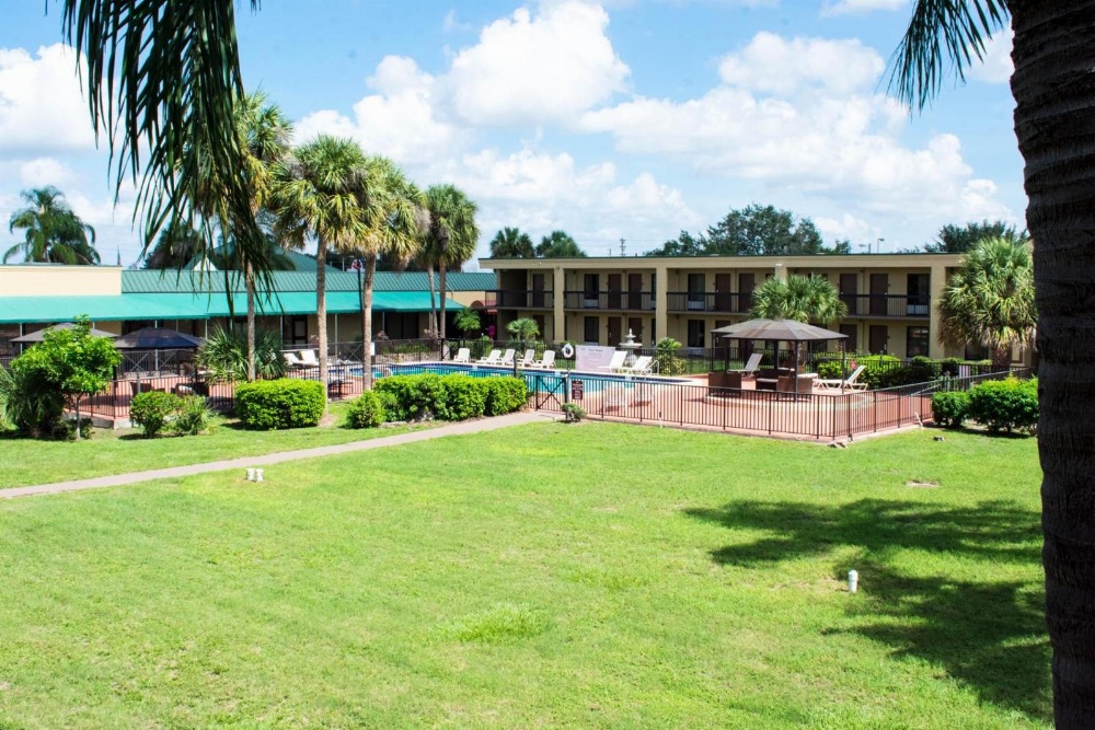 Winter Haven Gardens Inn Main image